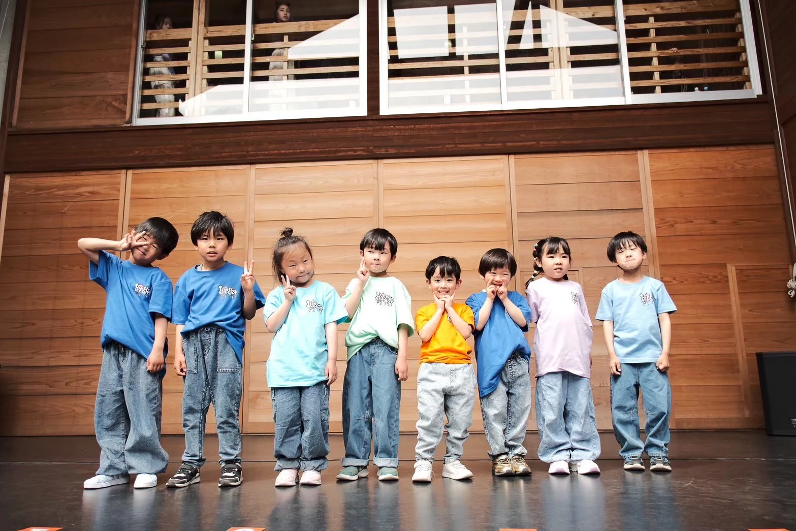 KIDS DANCERS